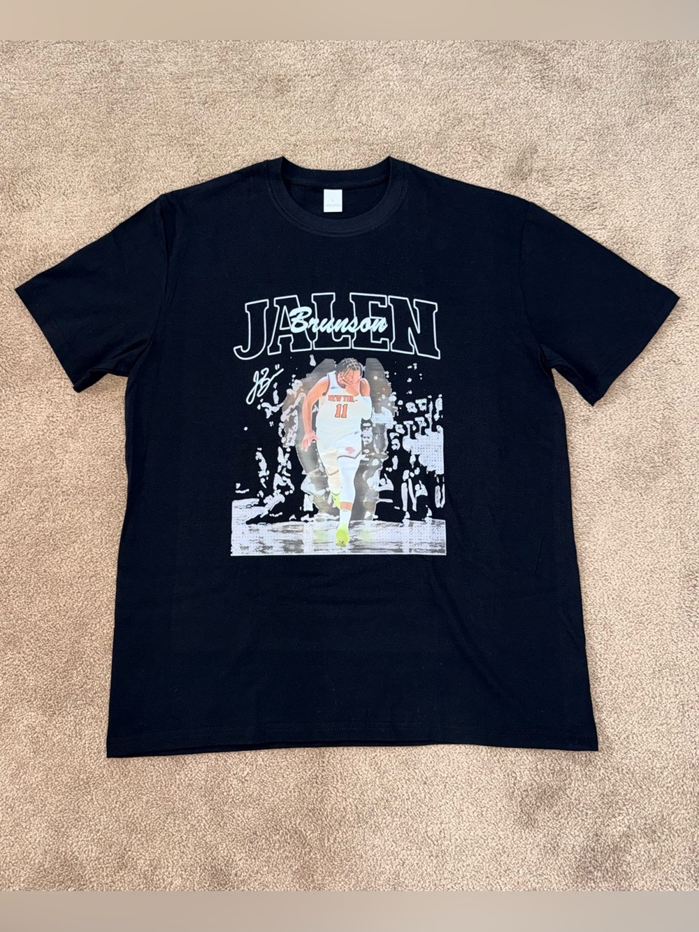 Jalen Brunson Captain Clutch New York Knicks Graphic T-Shirt Black Men’s Large